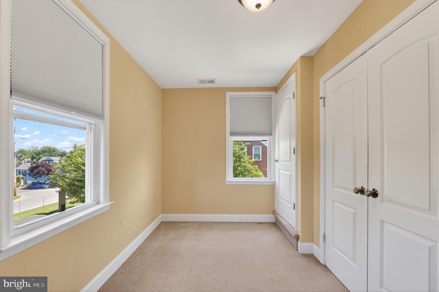 311 Townsend Avenue photo 19
