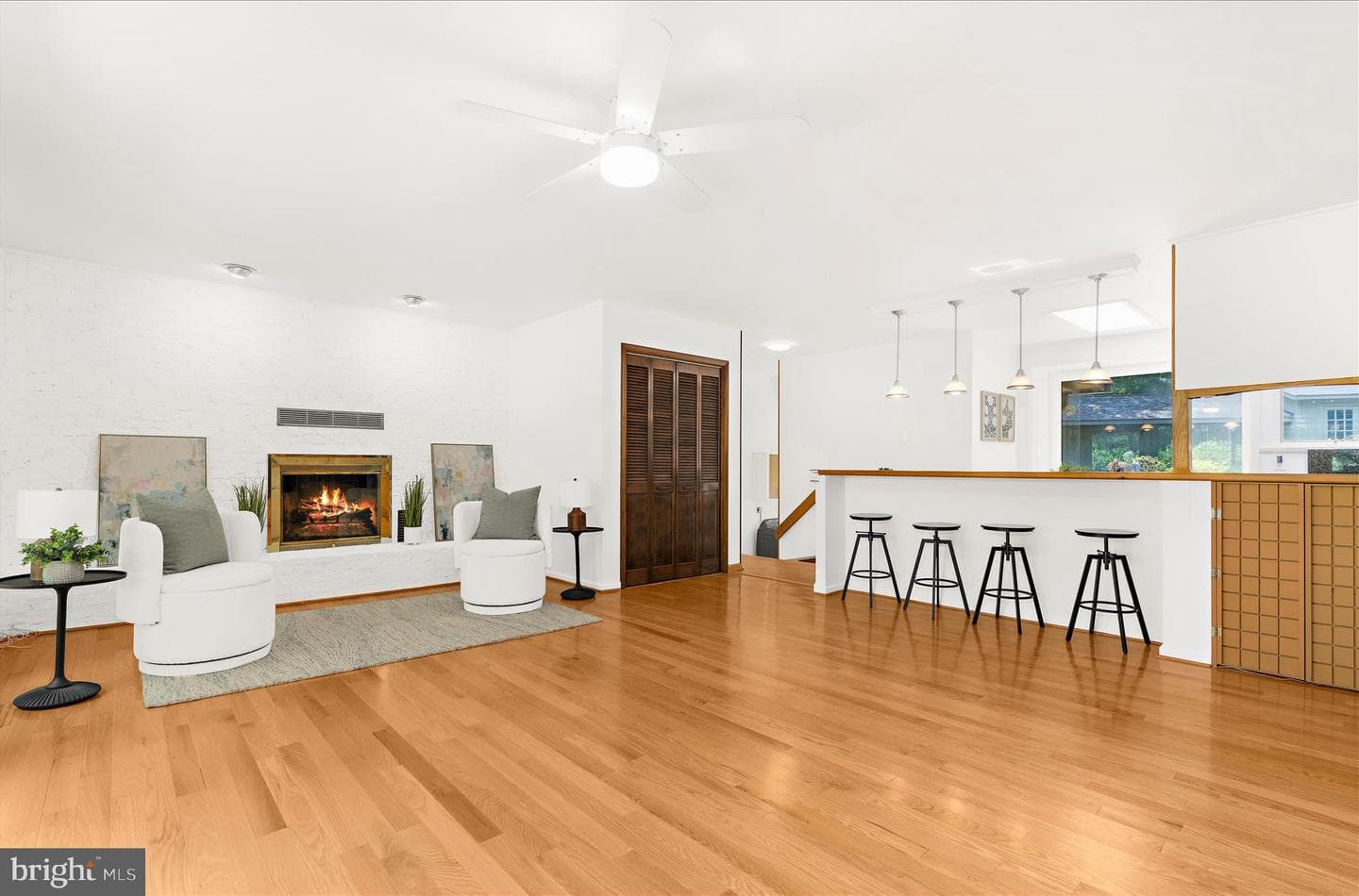 698 Discovery Road photo 11