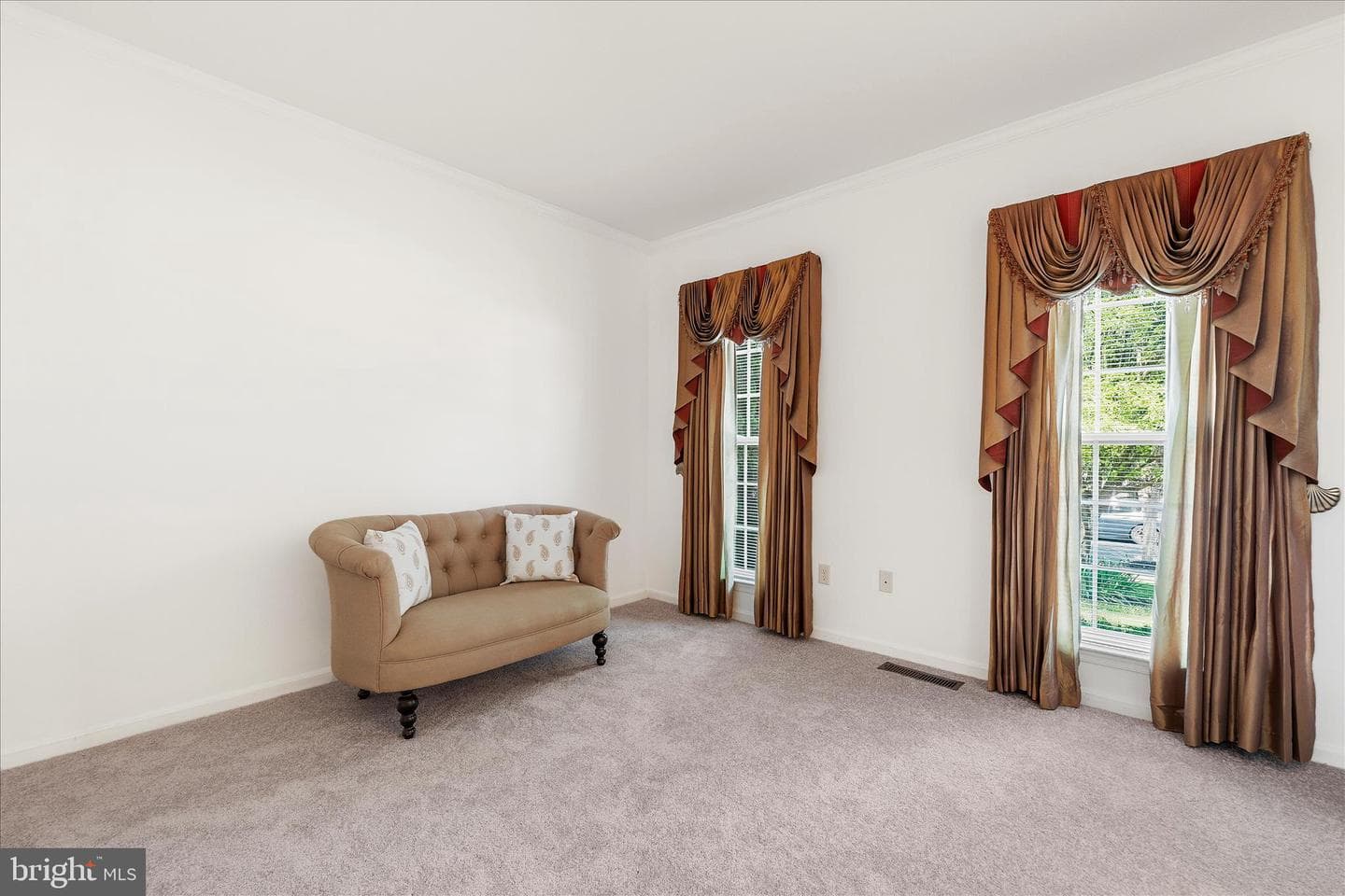 7902 Rosebud Court photo 6