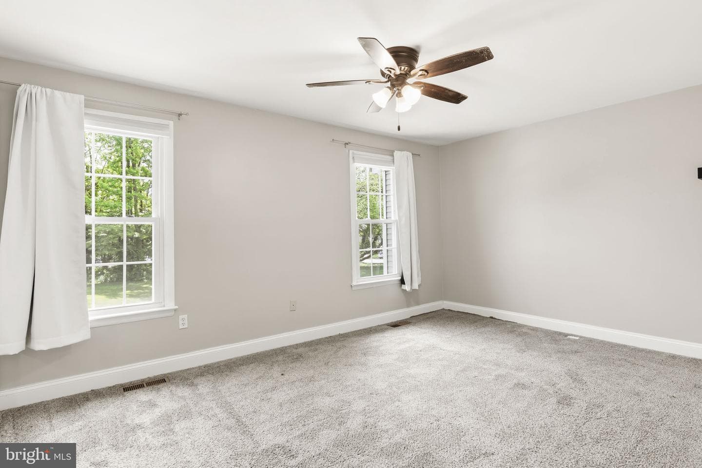 1418 Foxwood Court photo 10
