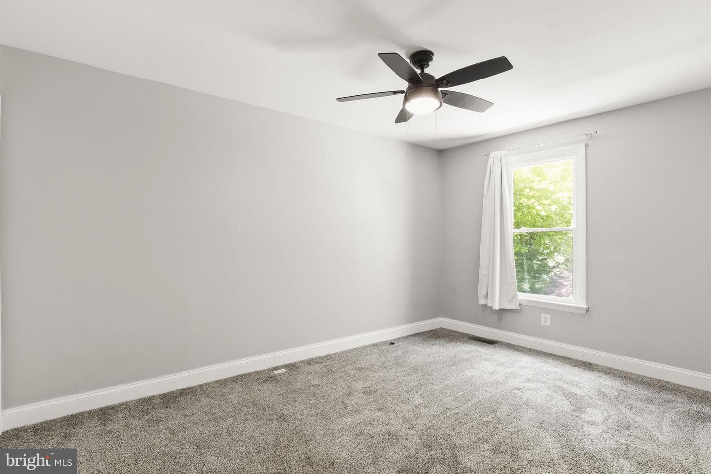 1418 Foxwood Court photo 13