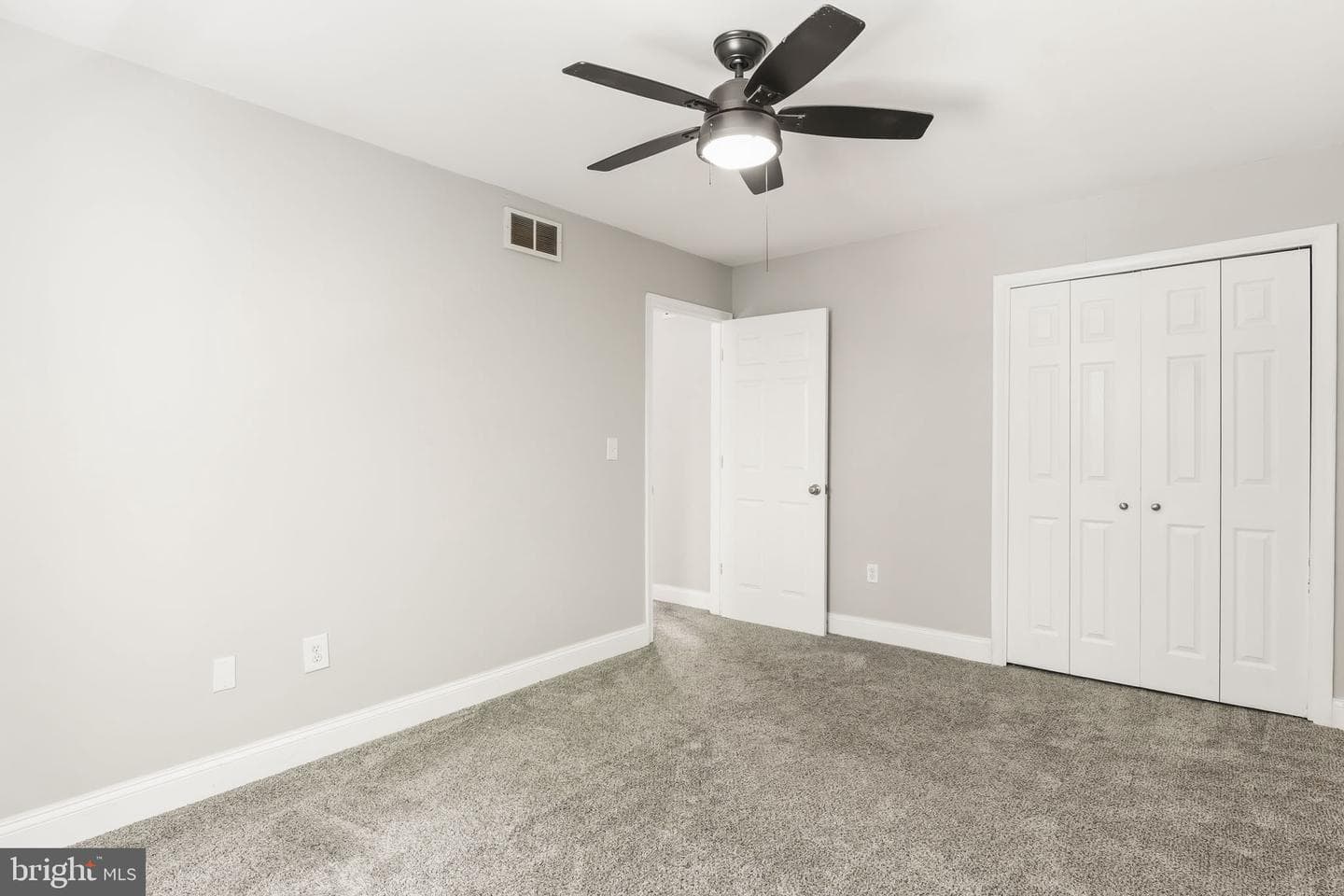 1418 Foxwood Court photo 14