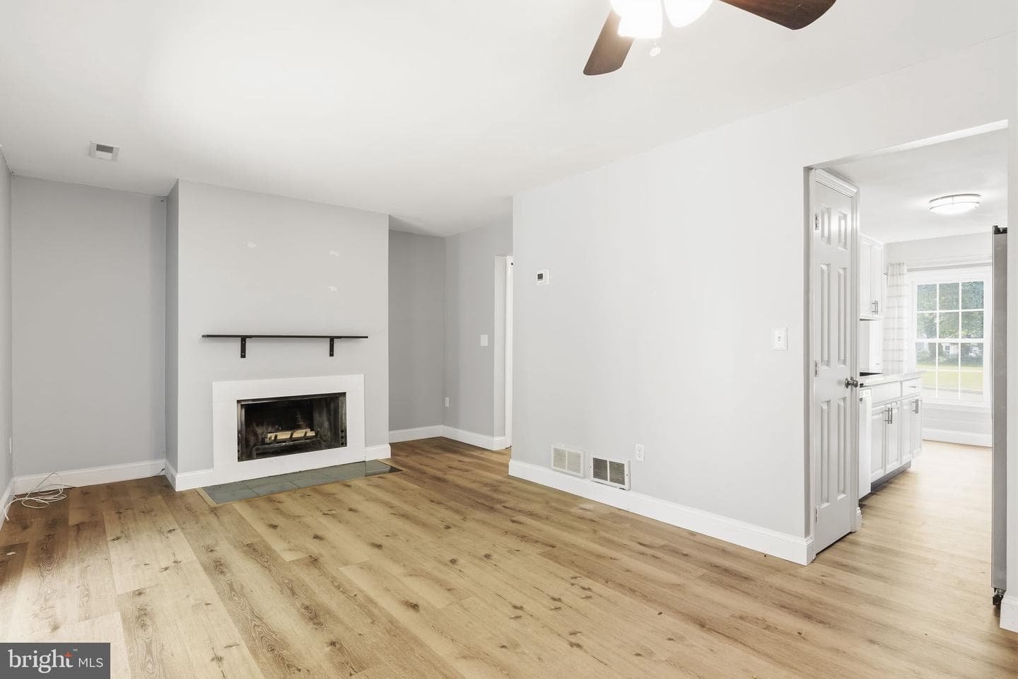 1418 Foxwood Court photo 8