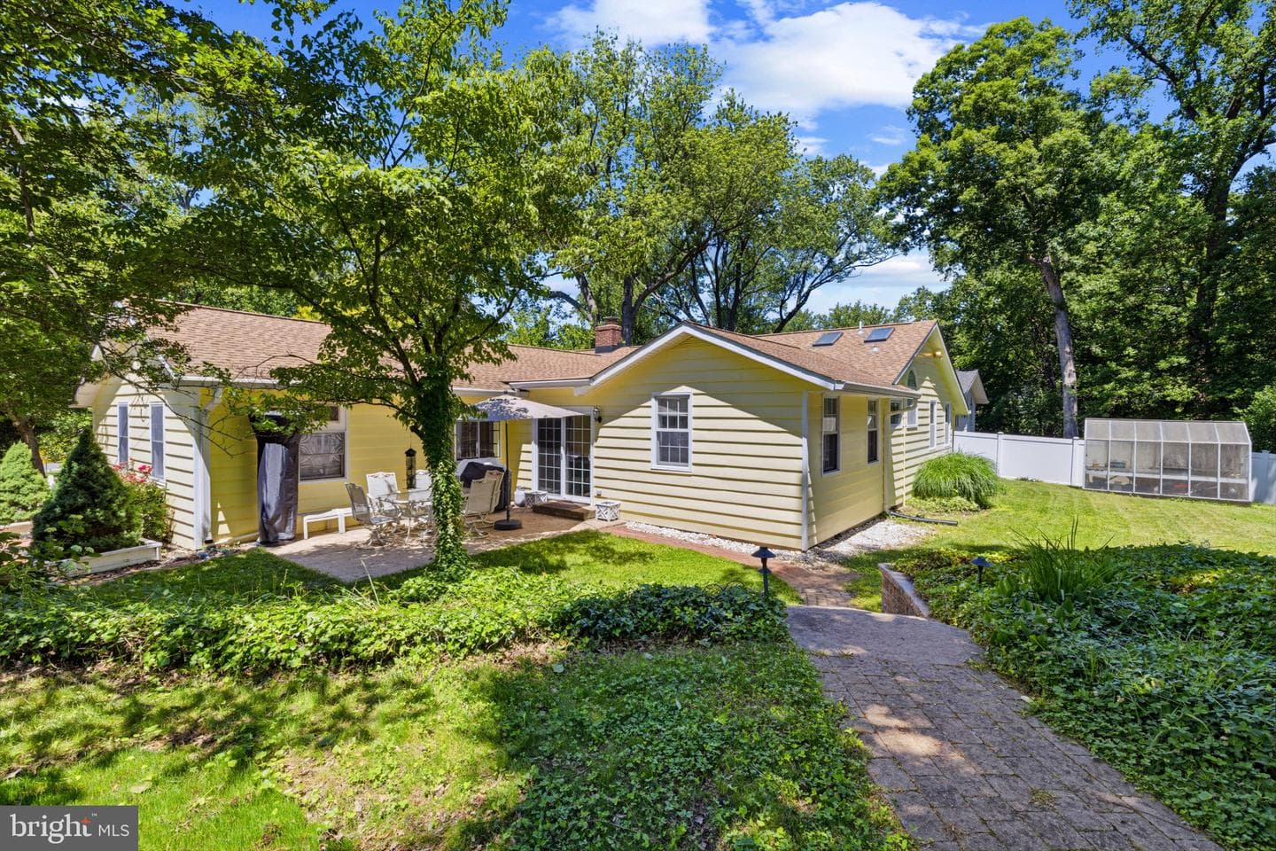 1915 Dulaney Place photo 38