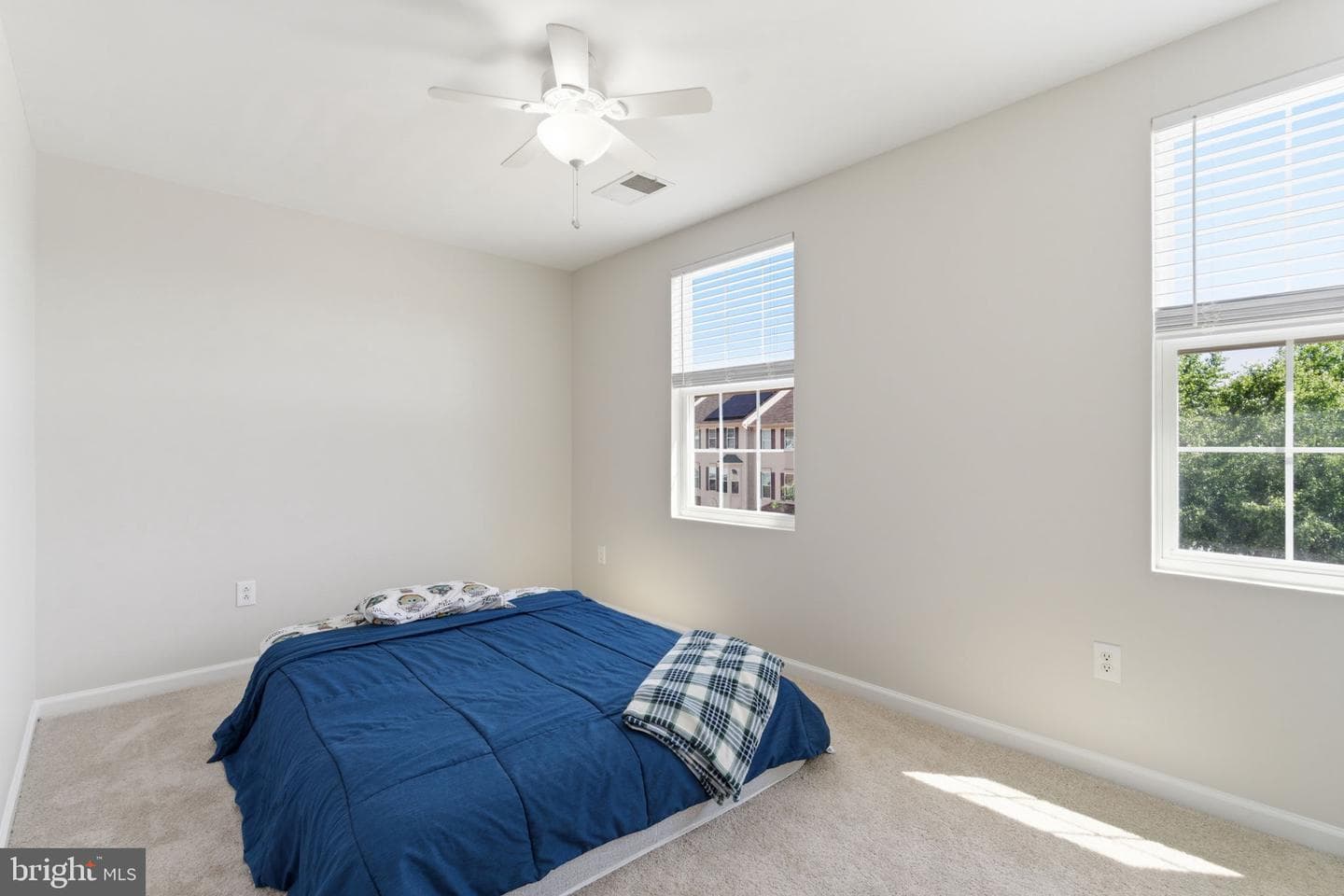 7736 Timbercross Lane photo 24