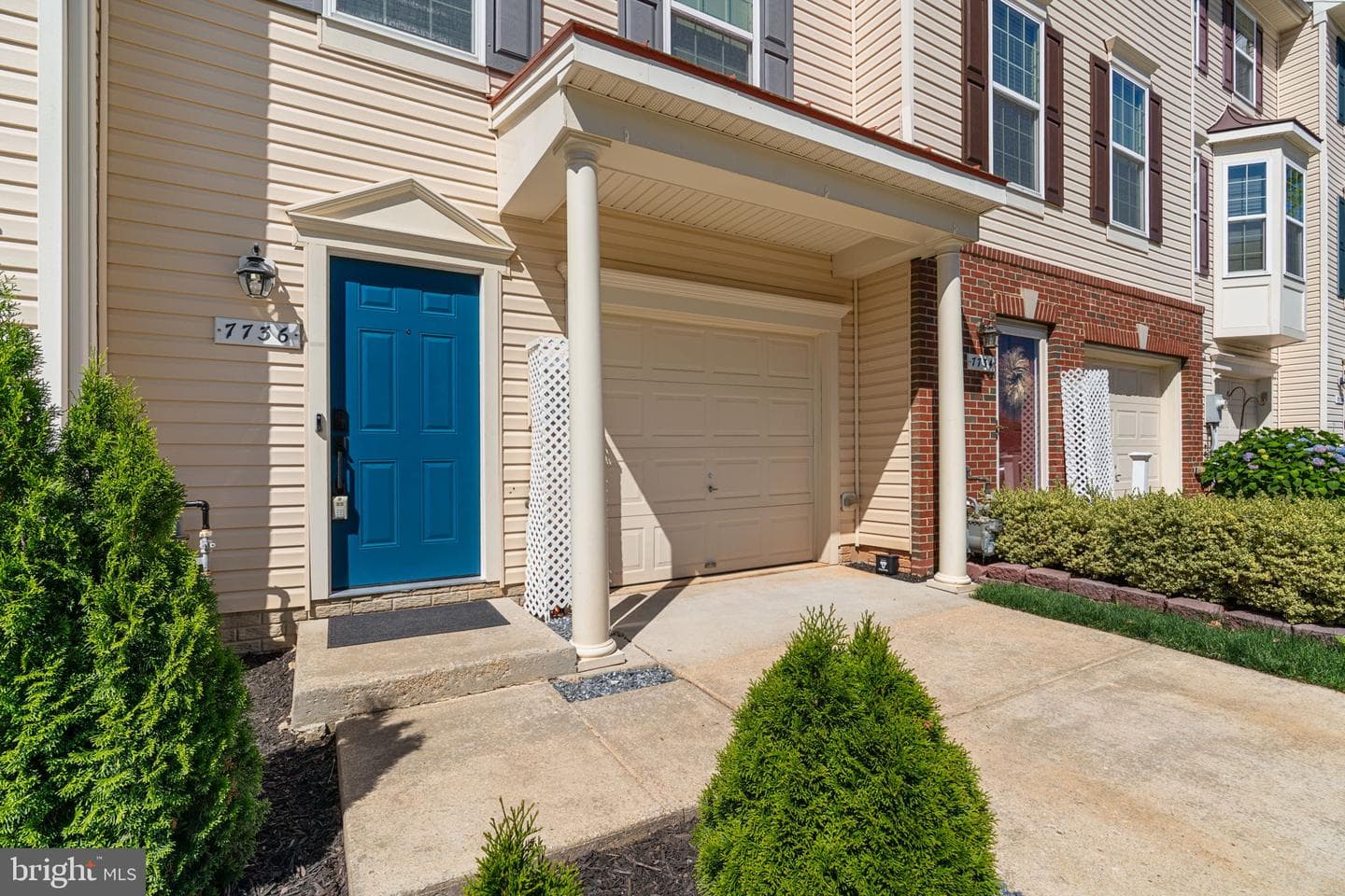 7736 Timbercross Lane photo 4
