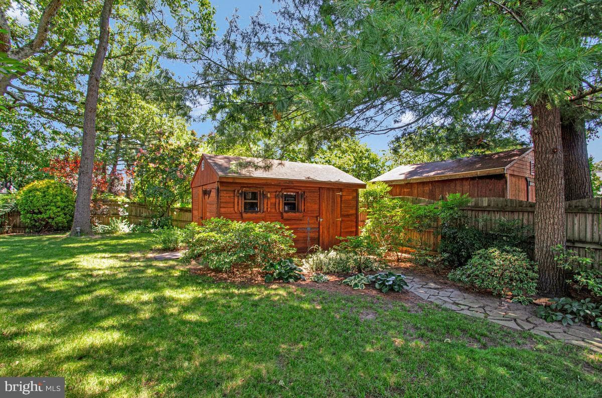 509 Likeston Ct photo 39