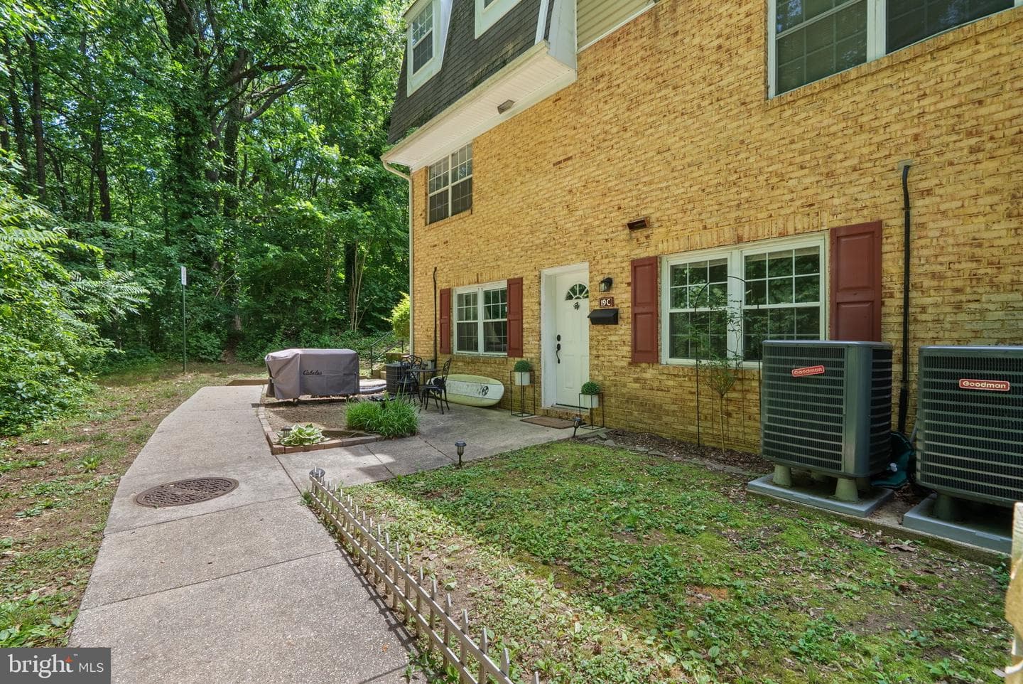 19 Heritage Court photo 25
