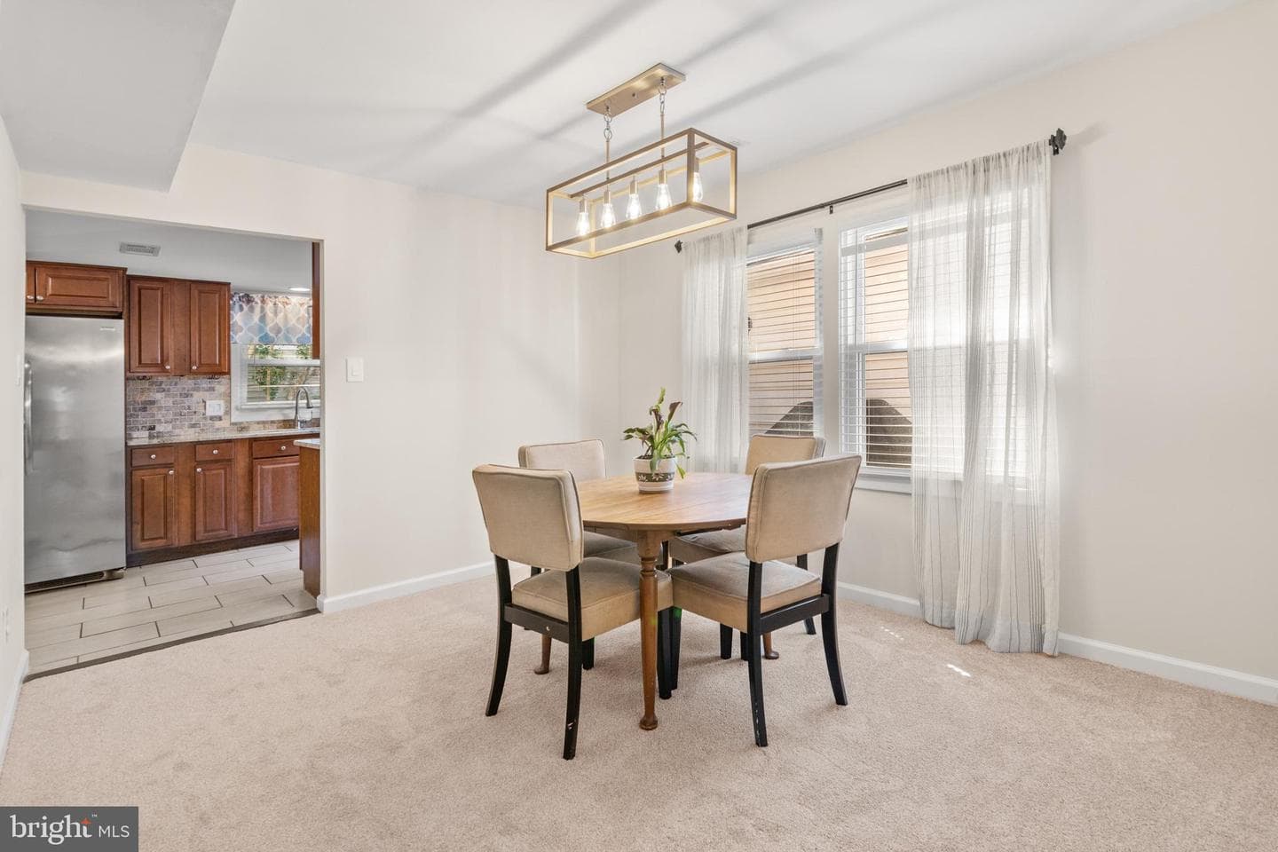1801 E Regents Park Road photo 11