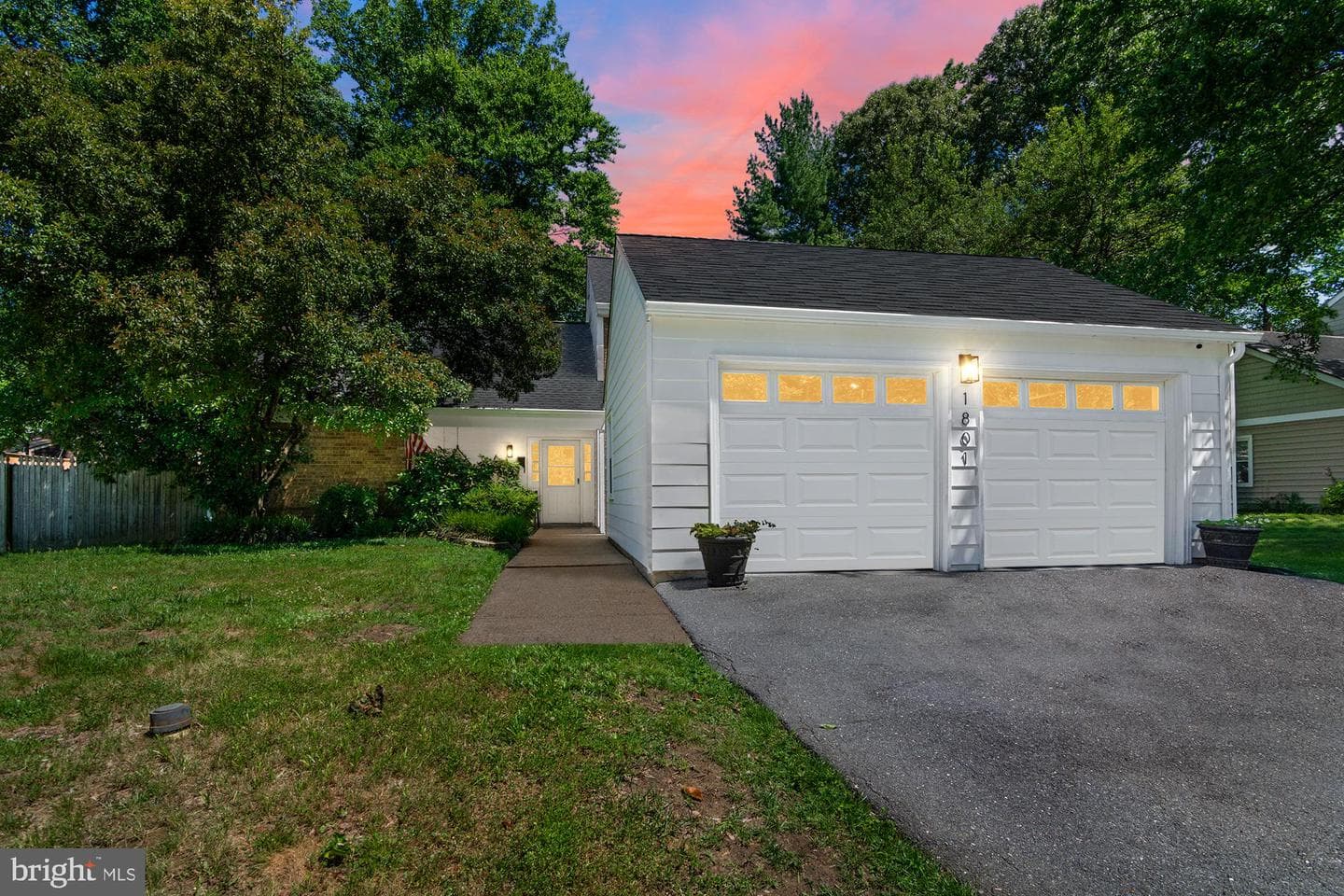 1801 E Regents Park Road photo 3