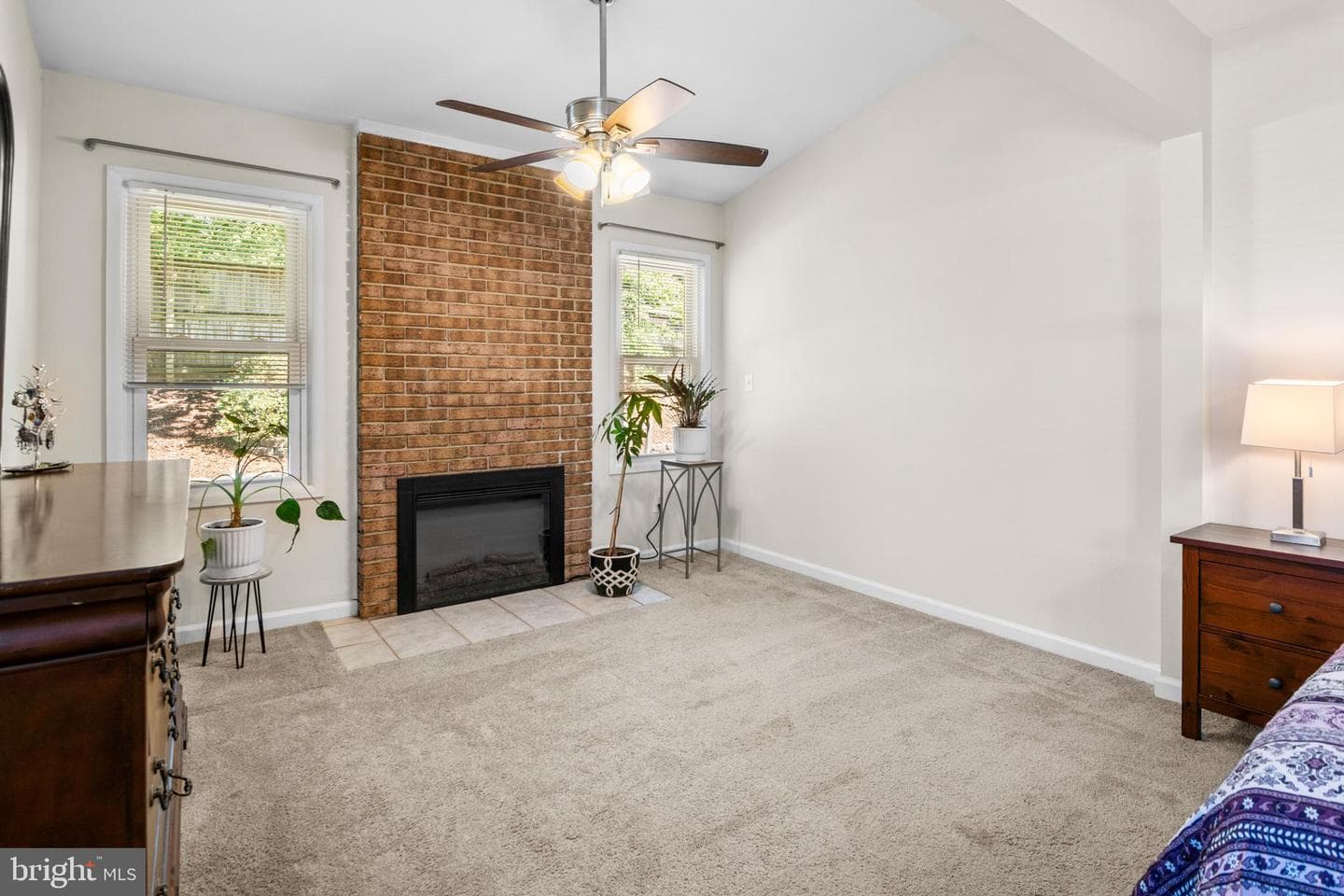 1801 E Regents Park Road photo 33