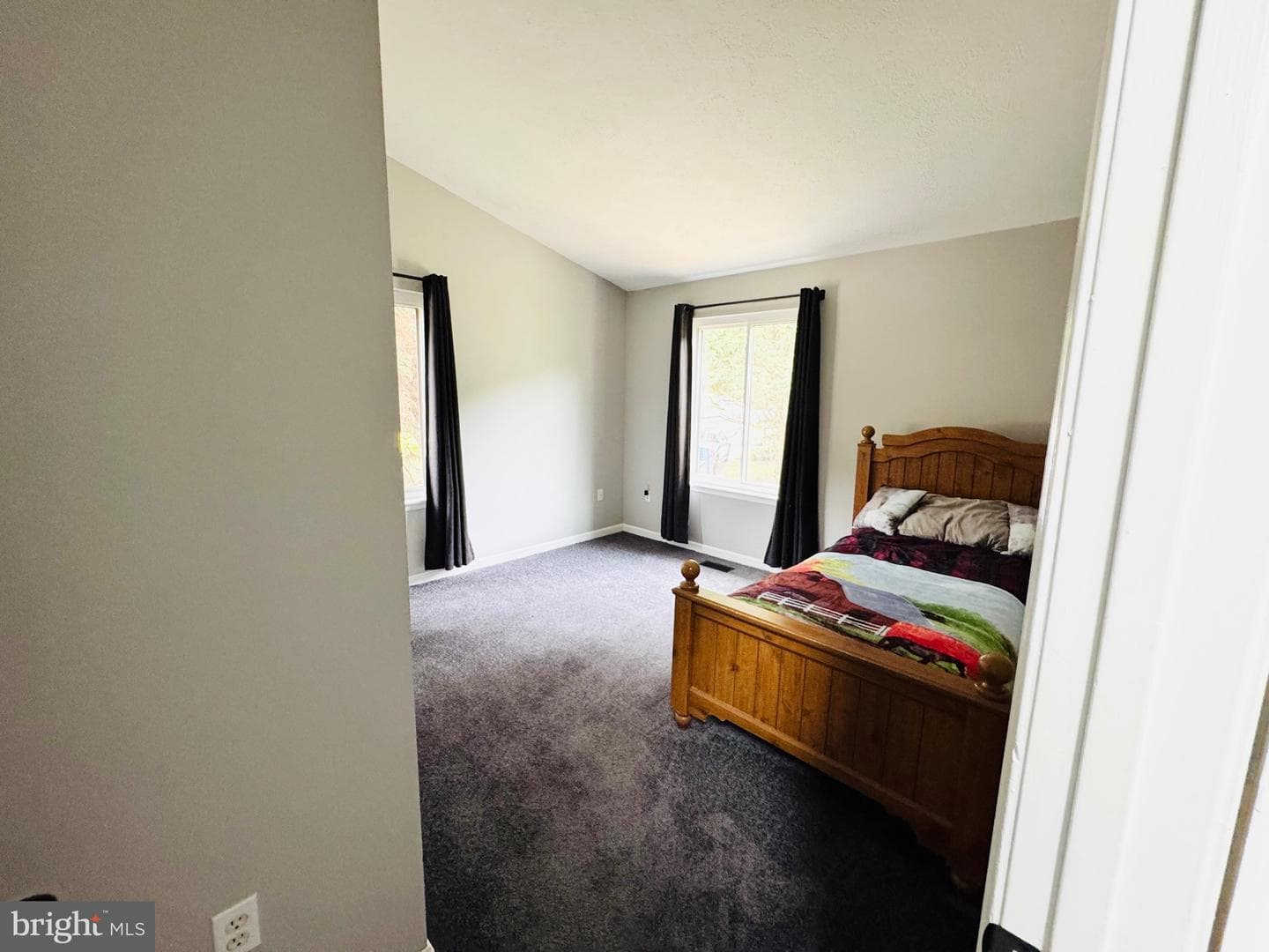 421 Peach Court photo 22