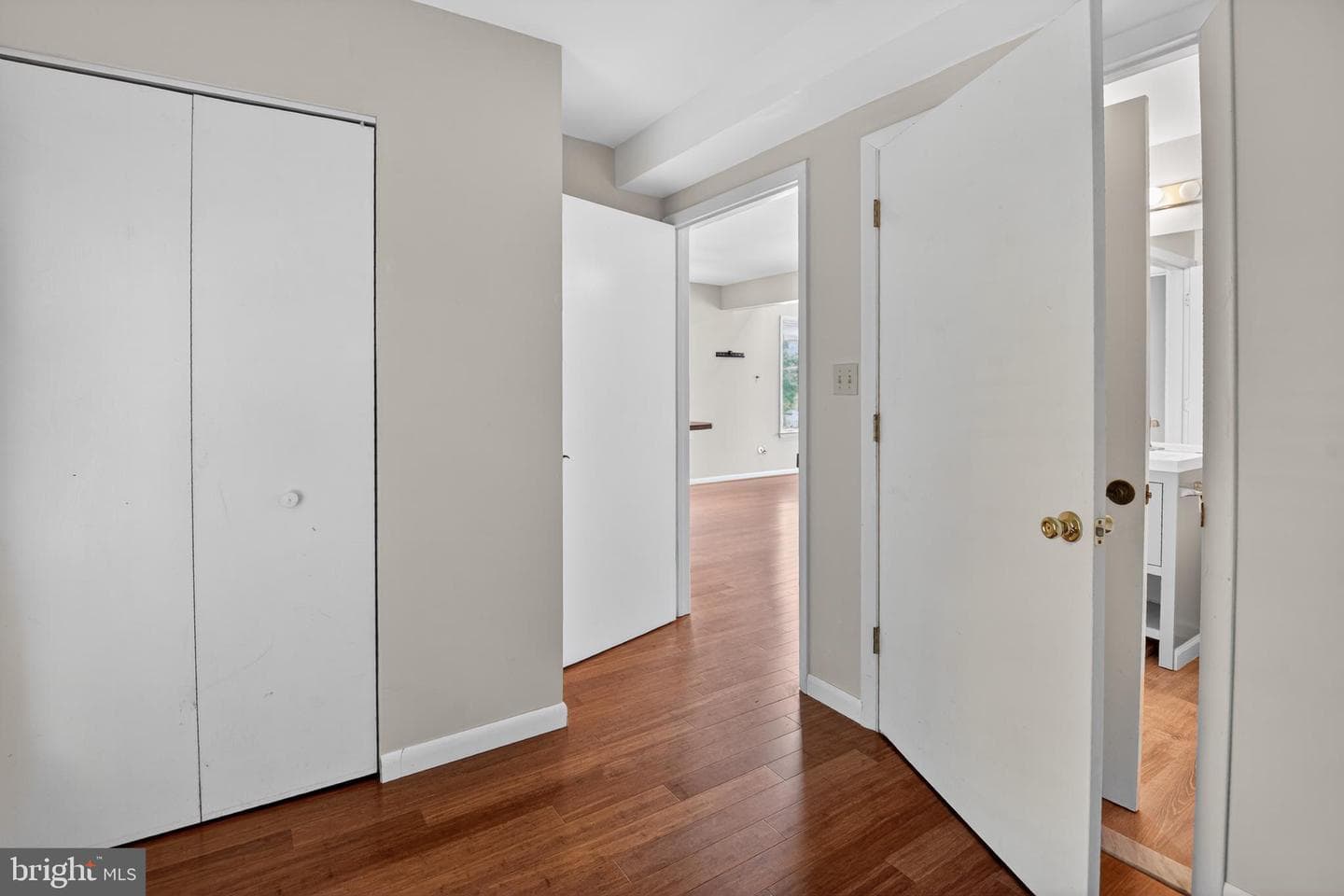 607 Overhill Drive photo 16