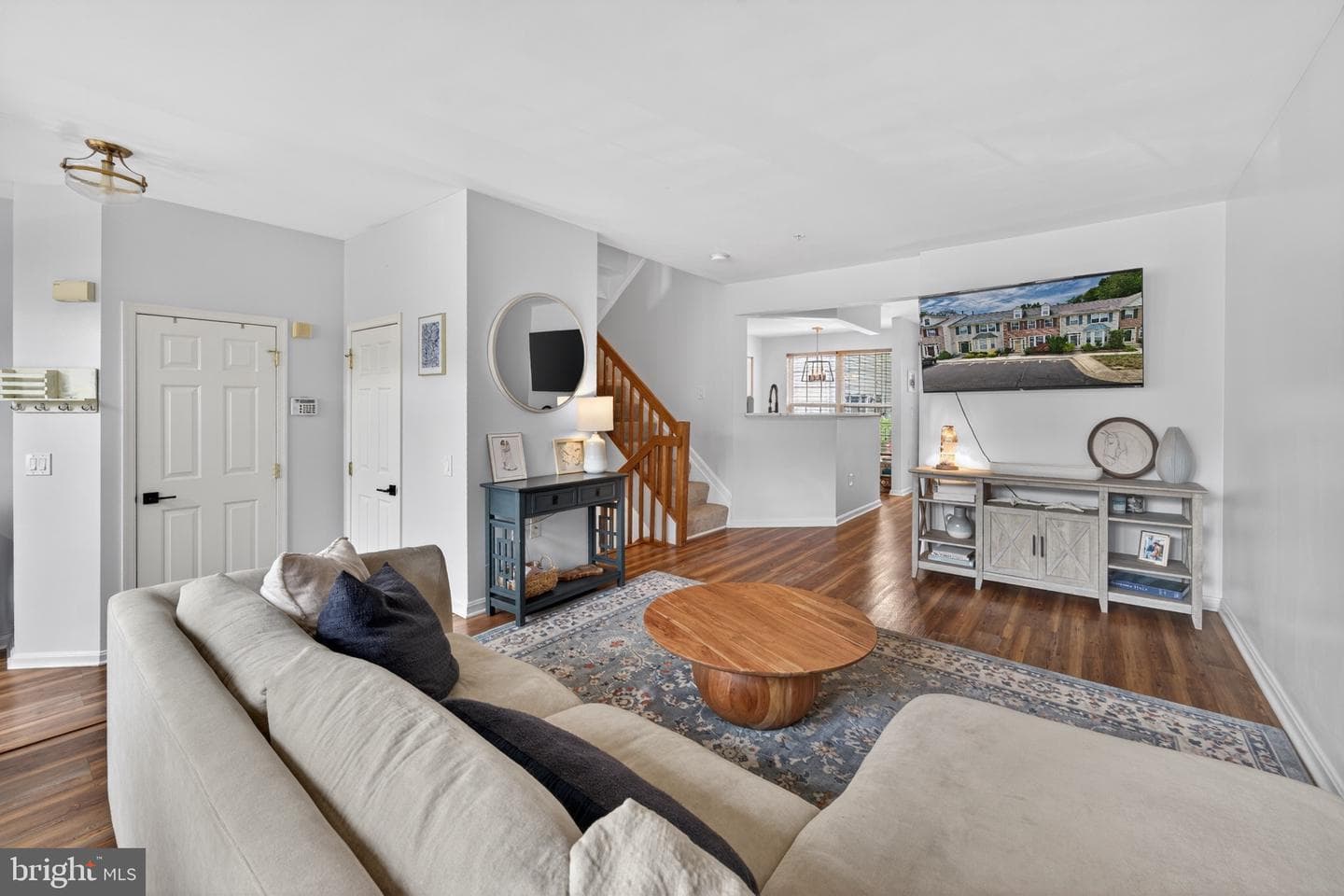149 Quiet Waters Place photo 4