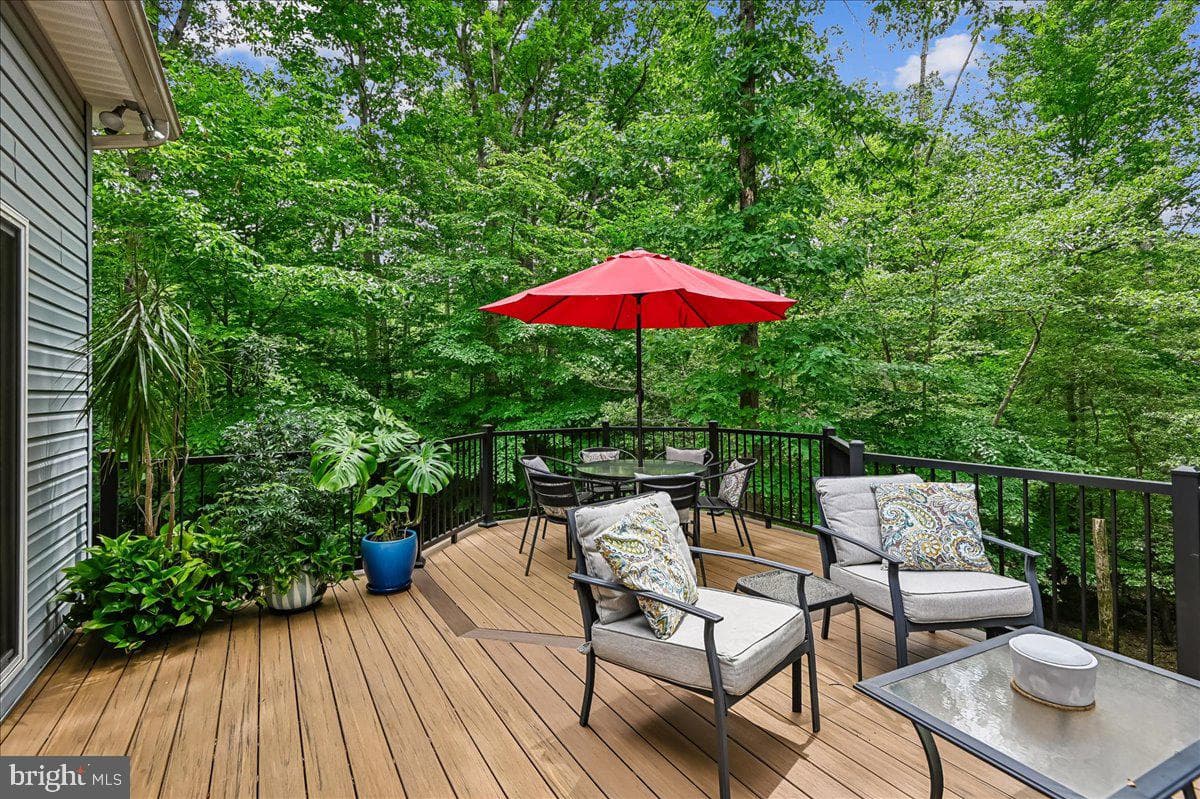 1457 Gilbert Road photo 11