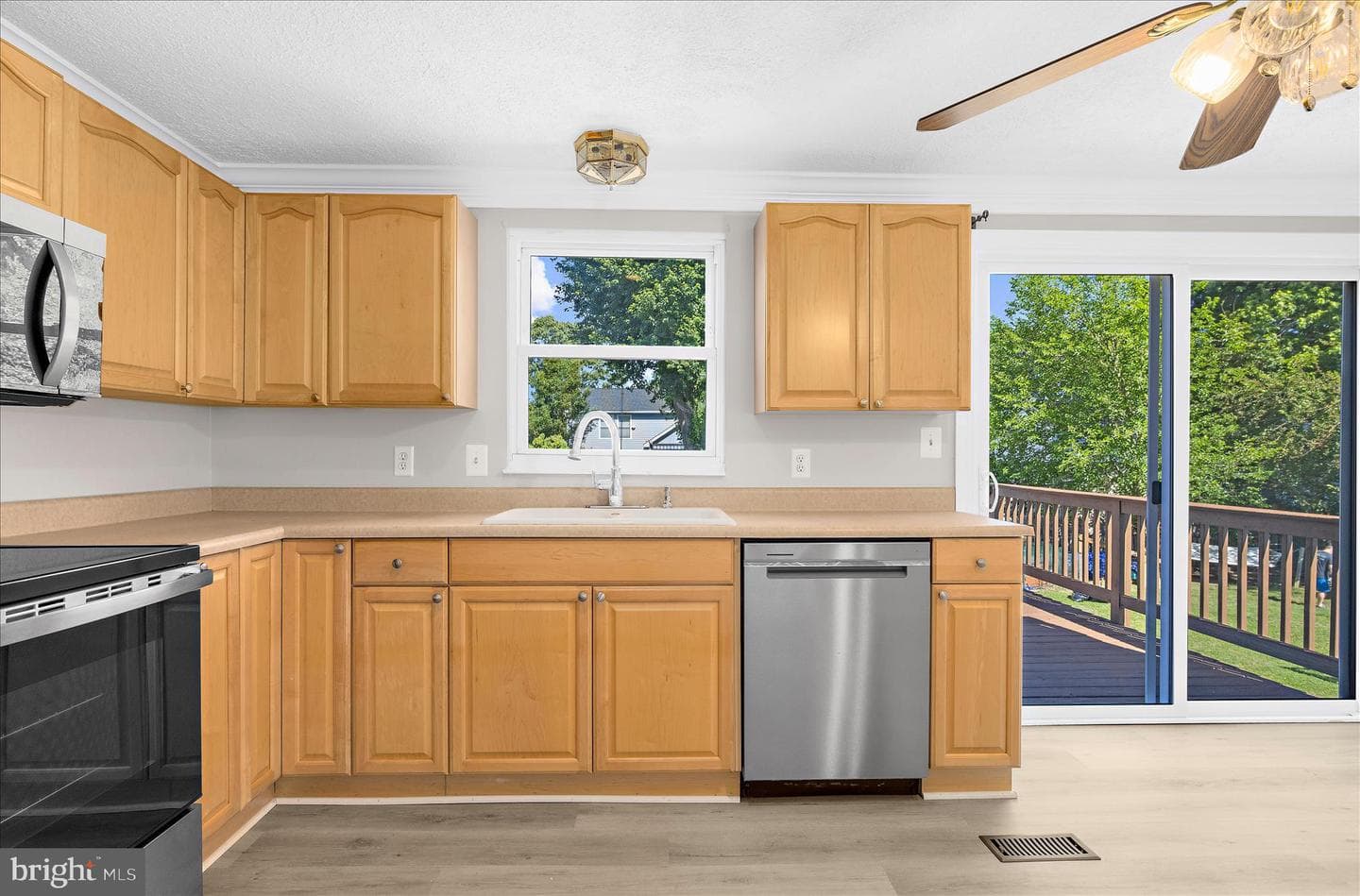 7854 Tick Neck Road photo 11