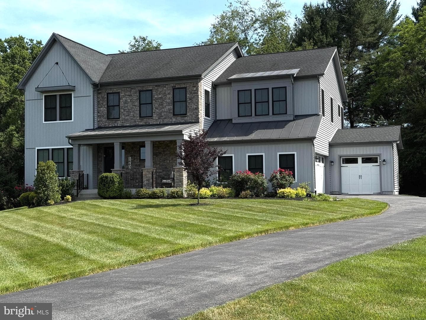 1660 Grand Meadow Drive photo 1