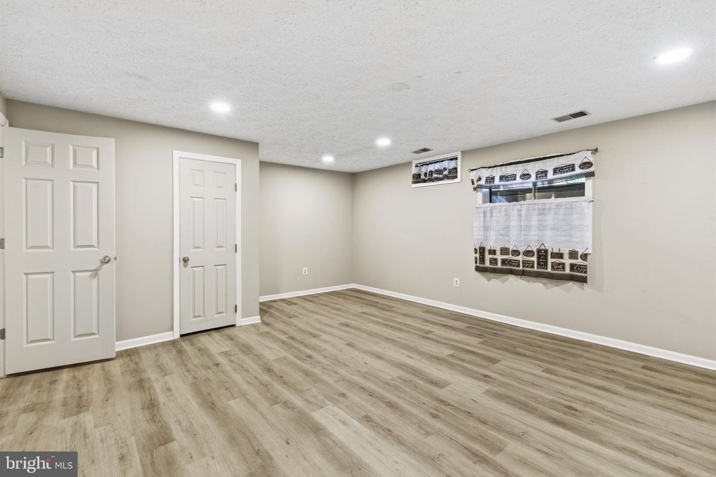 359 Hickory Nut Court photo 18