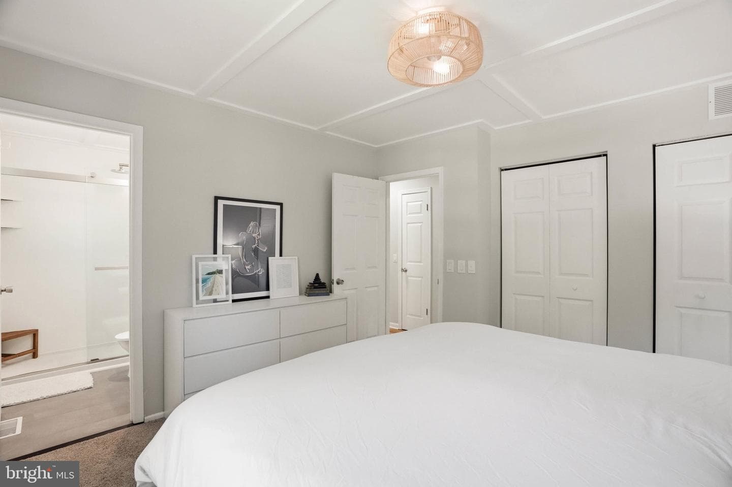 807 Oakwood Road photo 14