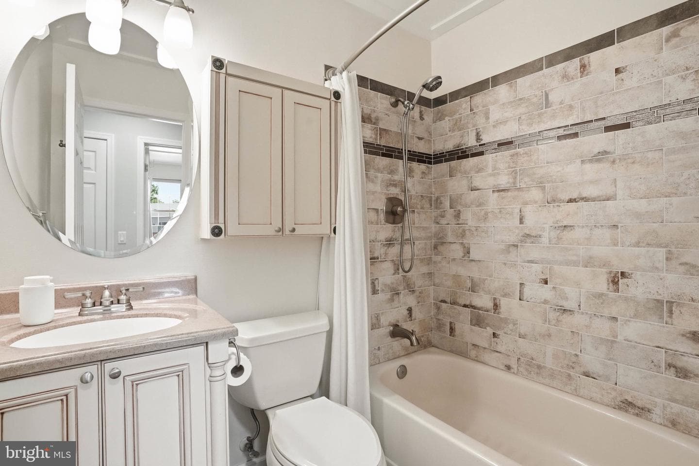 807 Oakwood Road photo 20
