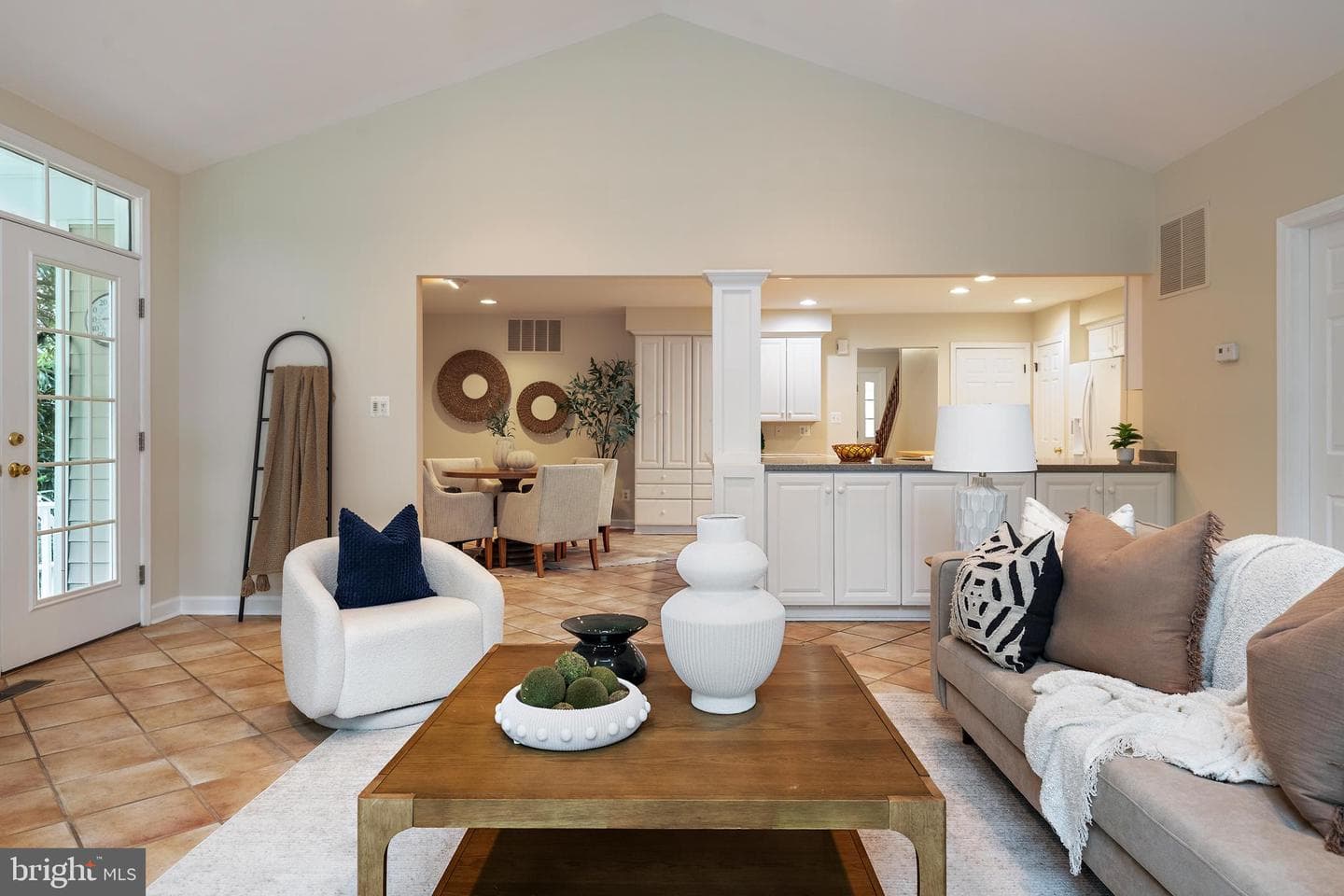 2 Tolson Street photo 36