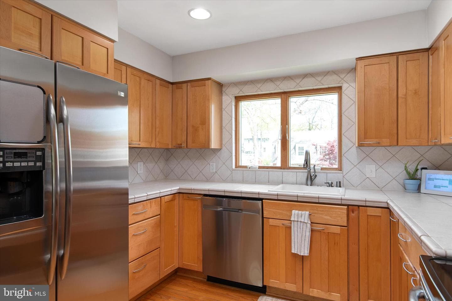 523 Benforest Drive W photo 14