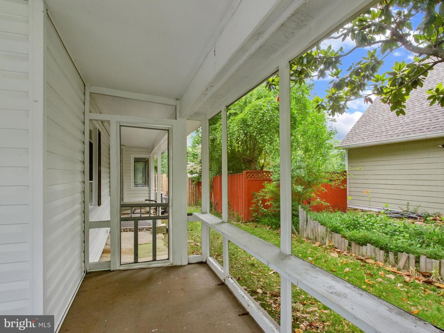 460 Blackshire Road photo 34