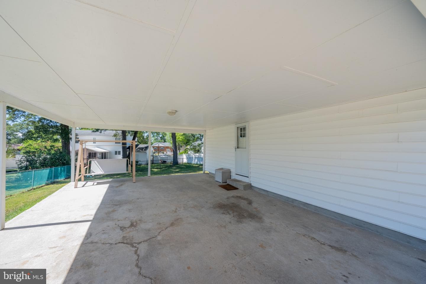 7960 Pipers Path photo 3