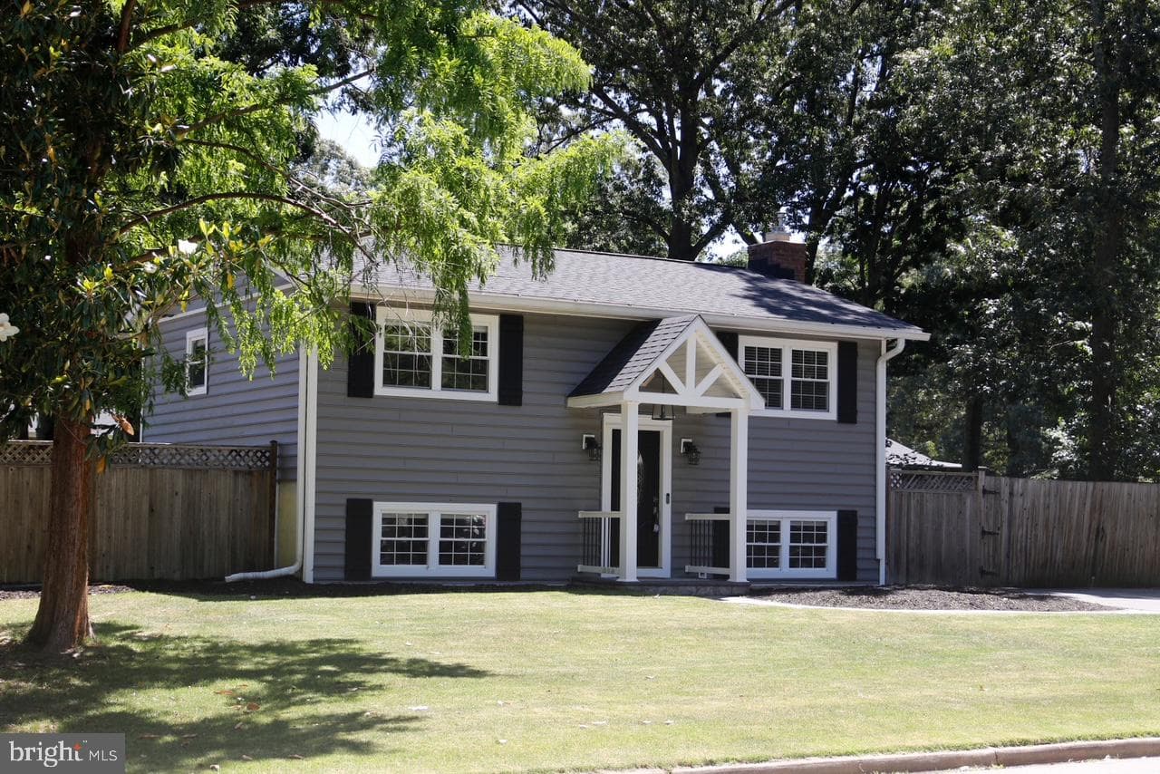 105 S Carolina Avenue photo 3
