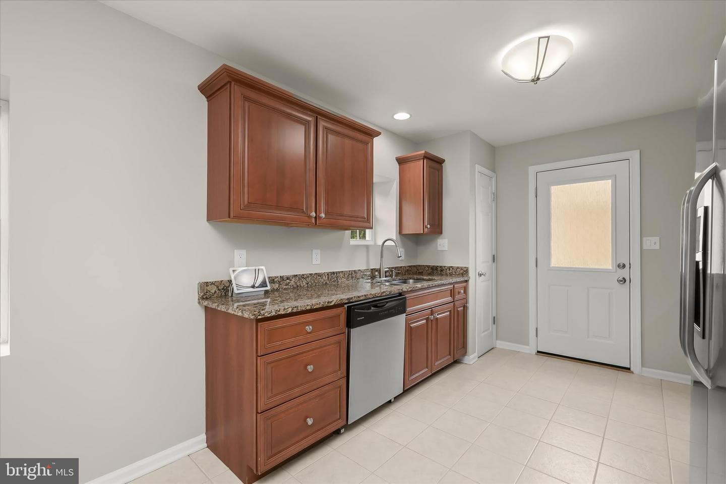 305 Bishop Avenue photo 17