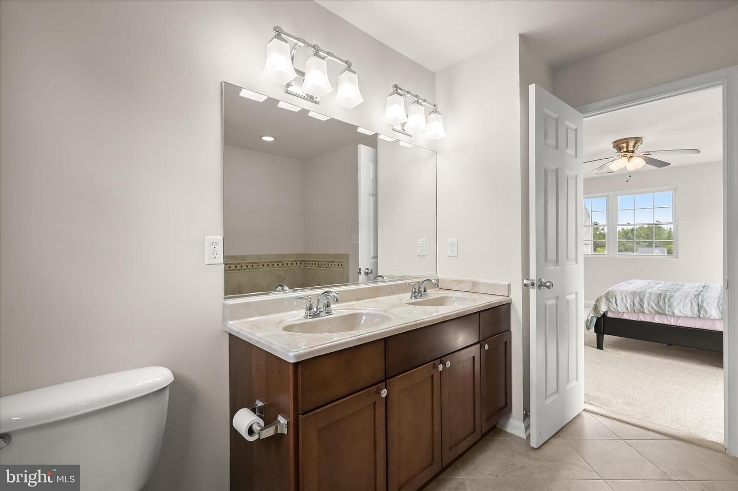 305 Bishop Avenue photo 27