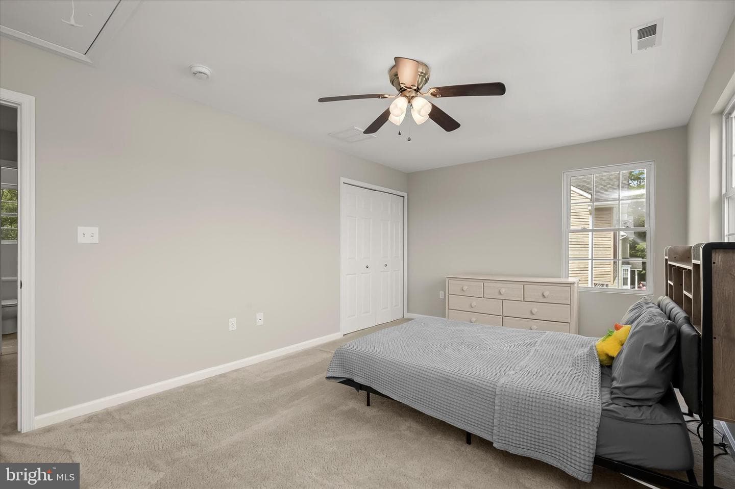 305 Bishop Avenue photo 32