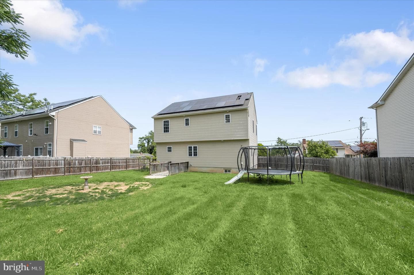 305 Bishop Avenue photo 8