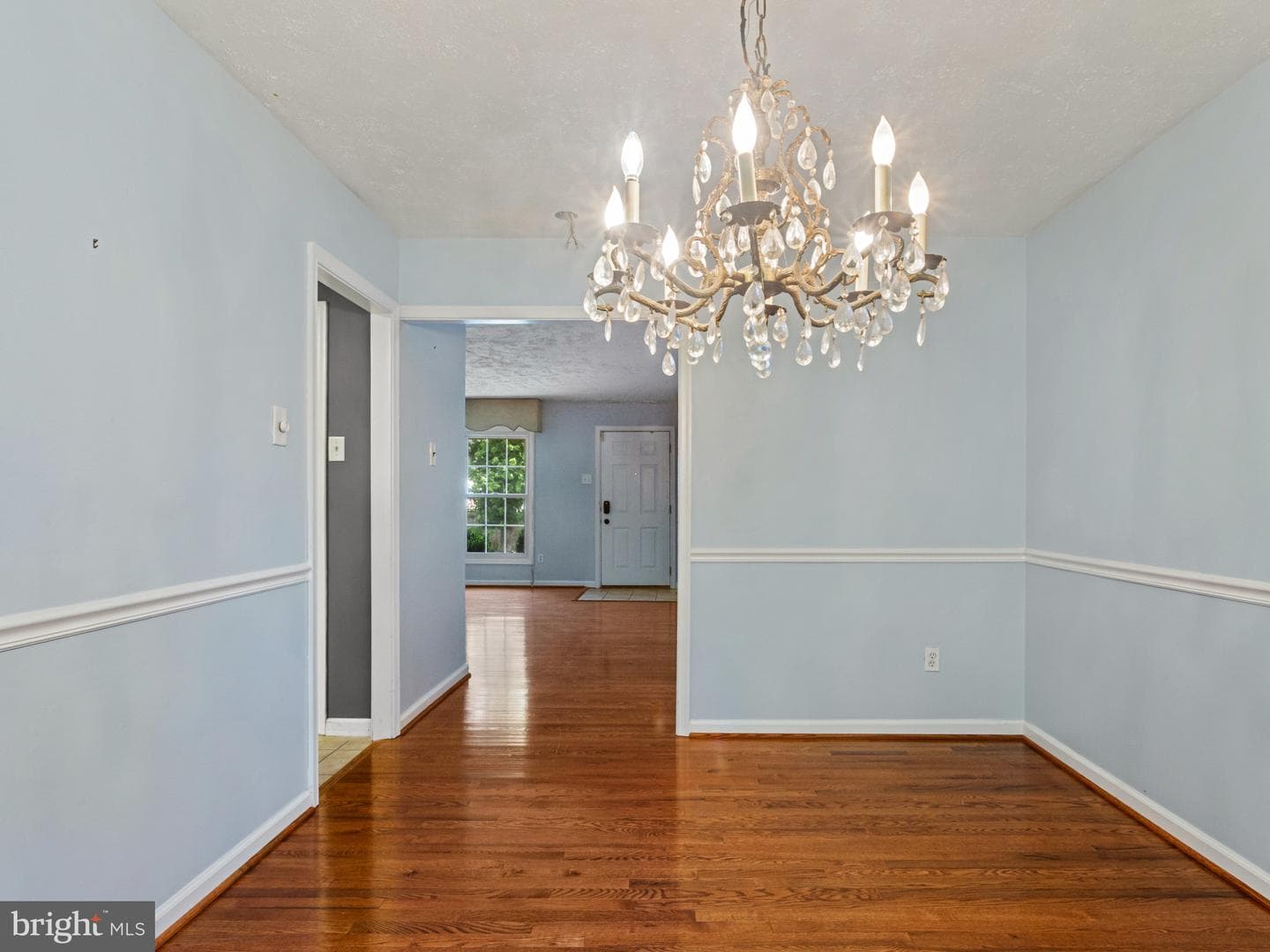 1933 Huguenot Place photo 13