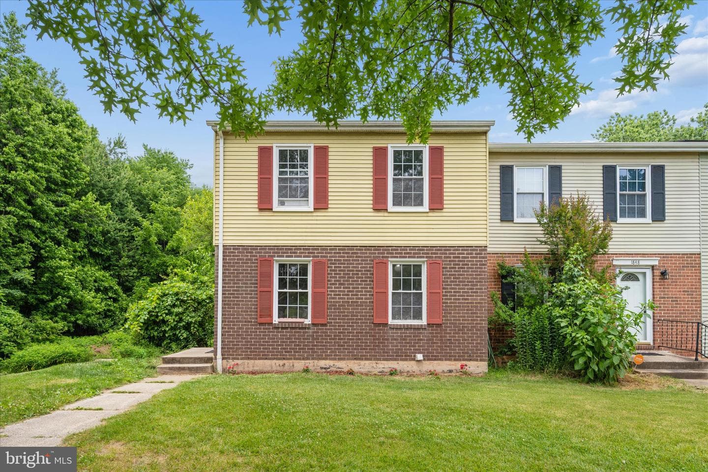 1850 Dove Court photo 1