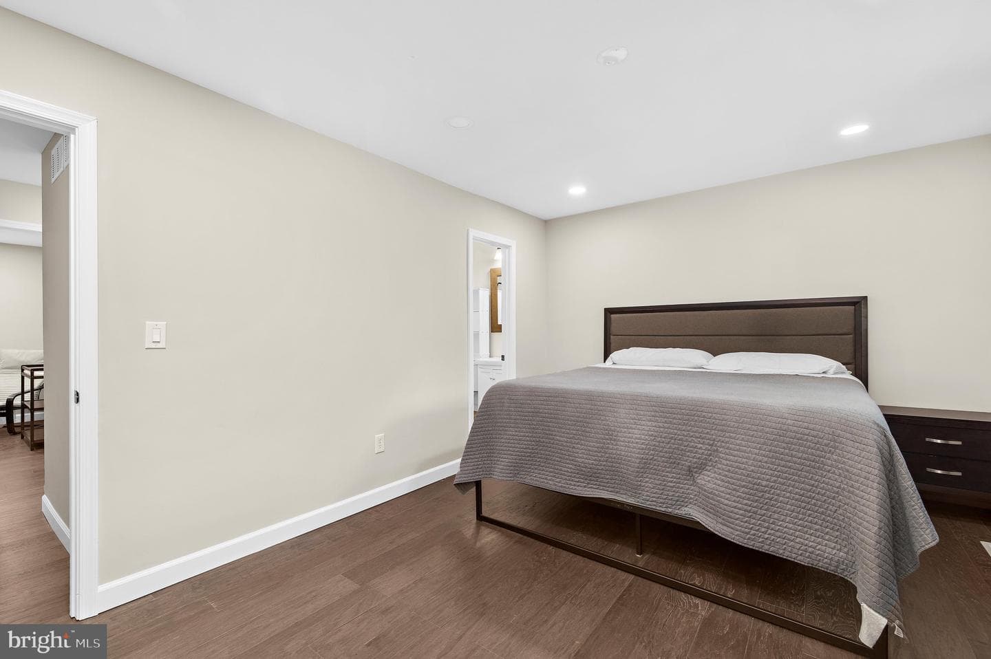 1428 Millwood Court photo 22
