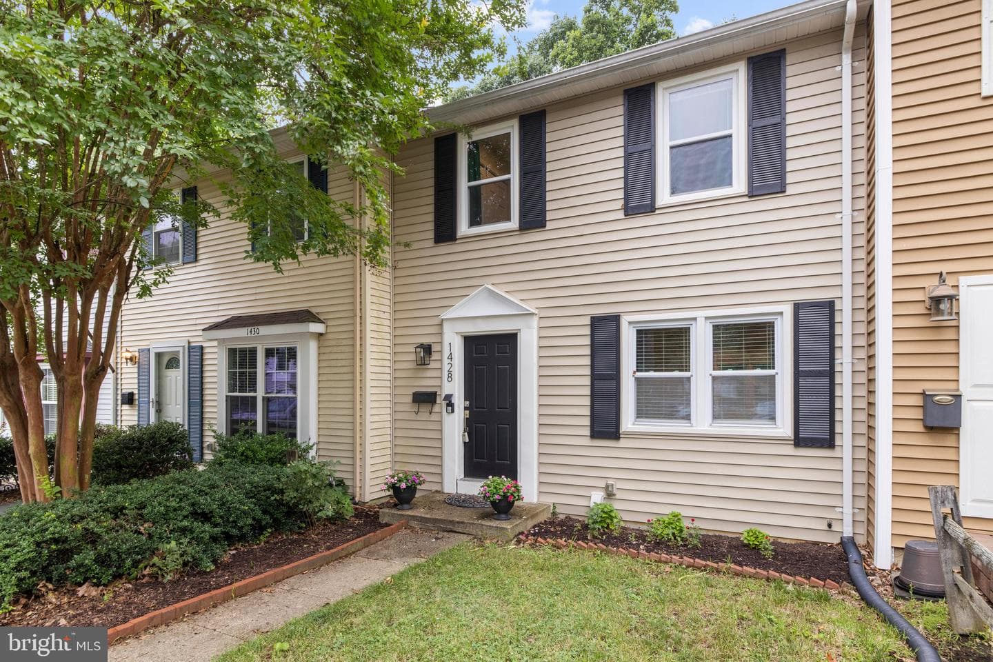 1428 Millwood Court photo 3