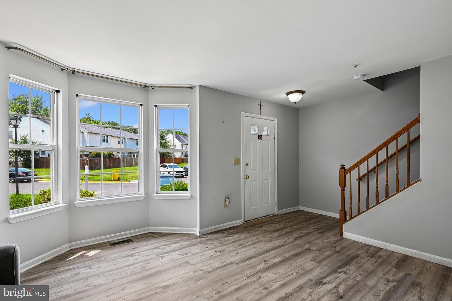 186 Langdon Farm Circle photo 6