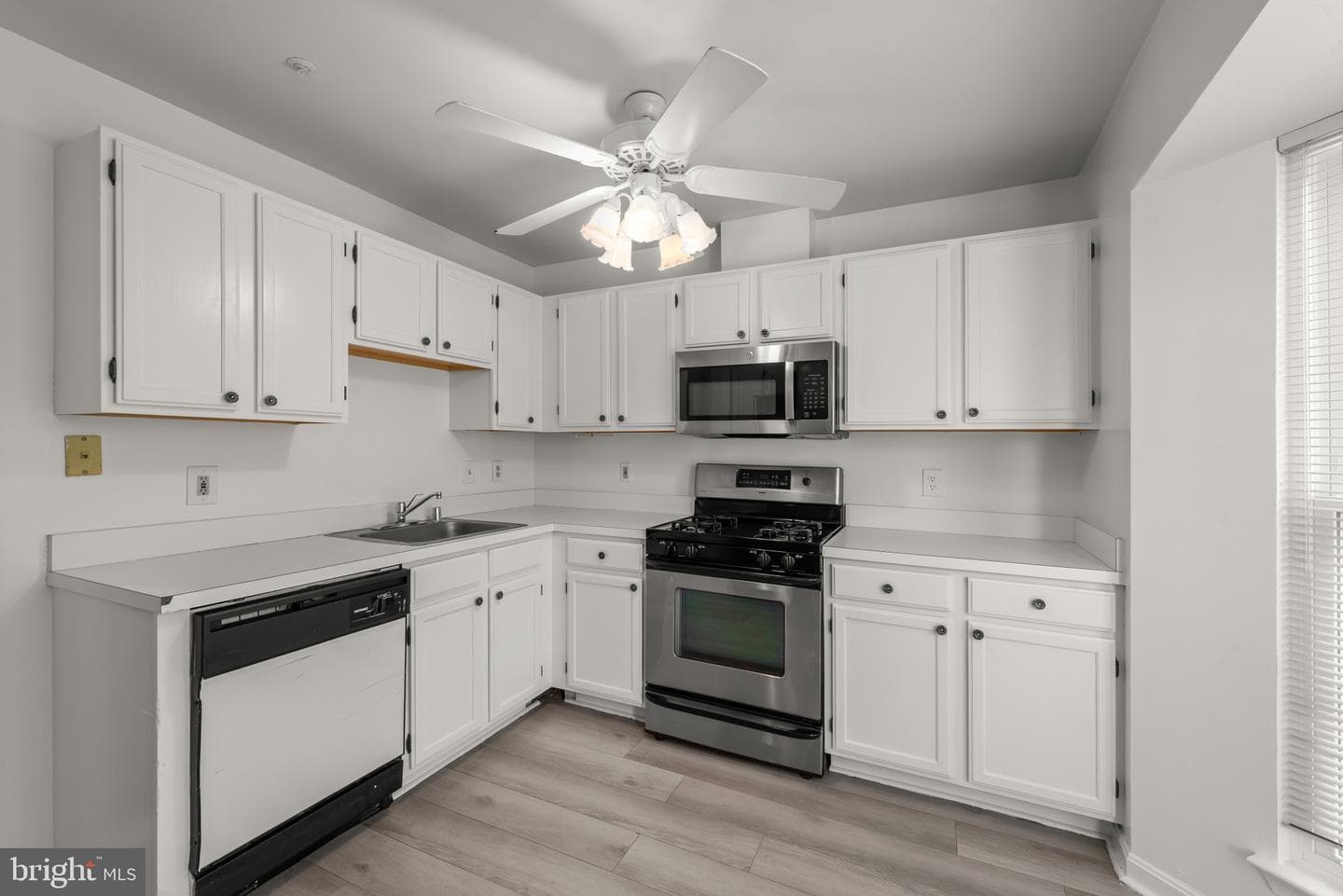 3107 River Bend Court #e102 photo 18