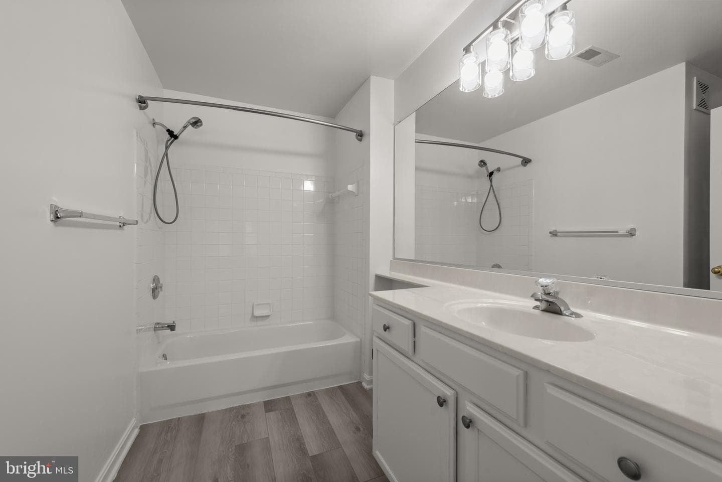 3107 River Bend Court #e102 photo 25