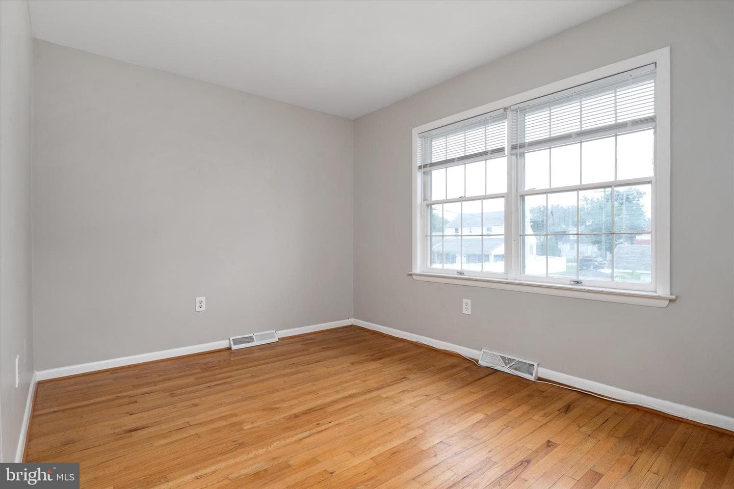 169 Roland Road photo 25