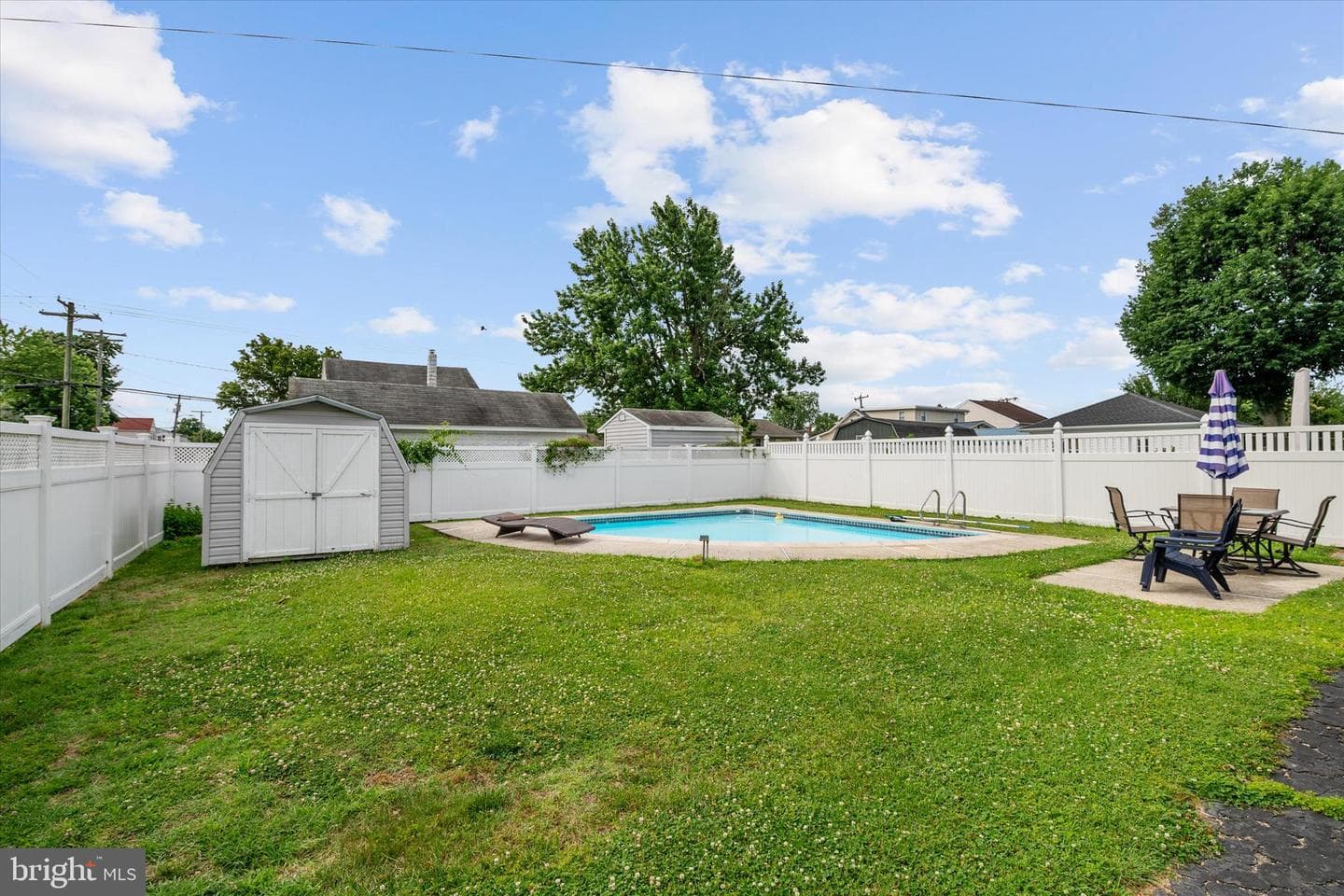169 Roland Road photo 30