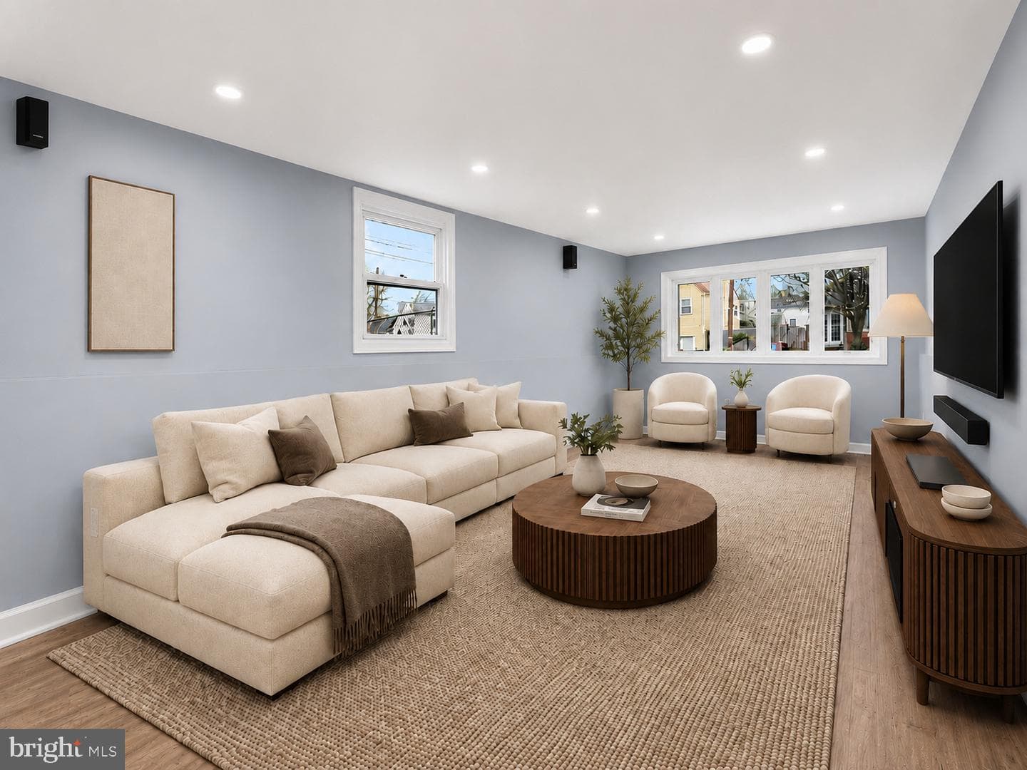 307 Oxford Drive photo 18