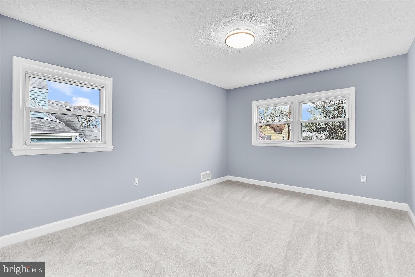 307 Oxford Drive photo 34