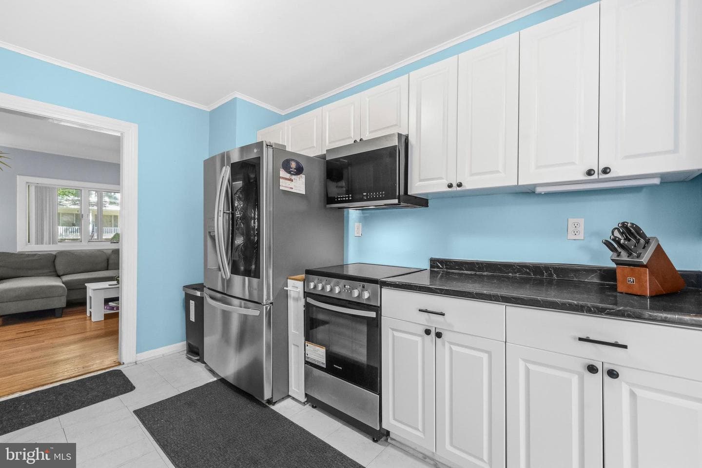 4921 Olive Street photo 9
