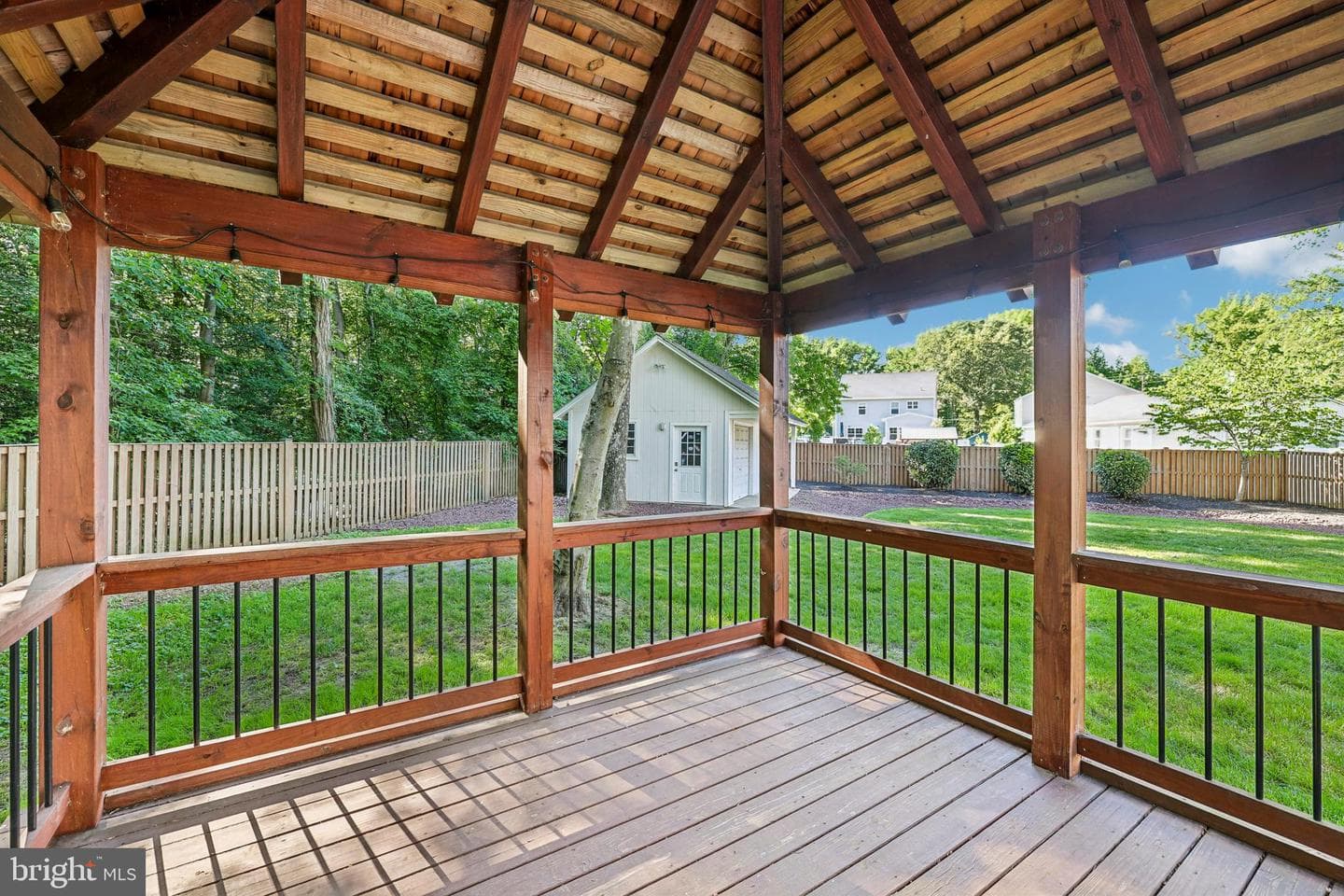 683 Powhatan Beach Road photo 54