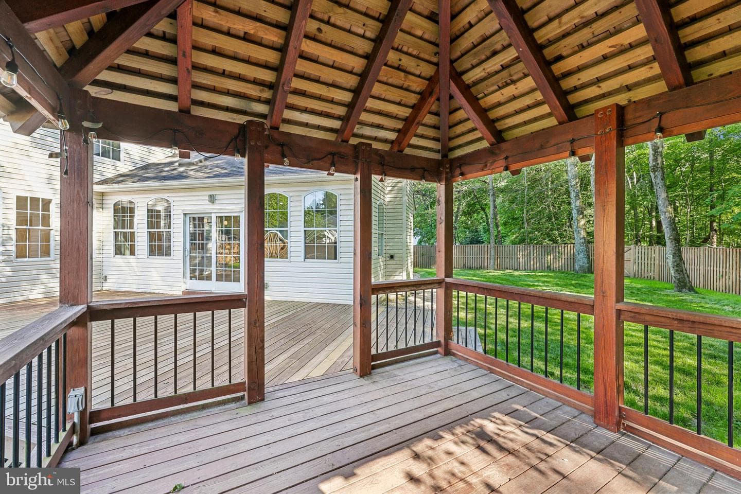 683 Powhatan Beach Road photo 55