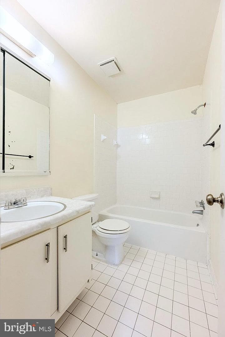 1687 Hart Court photo 24
