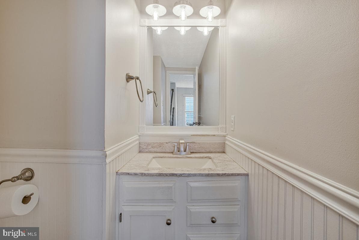 8214 Deerbrooke Court photo 11