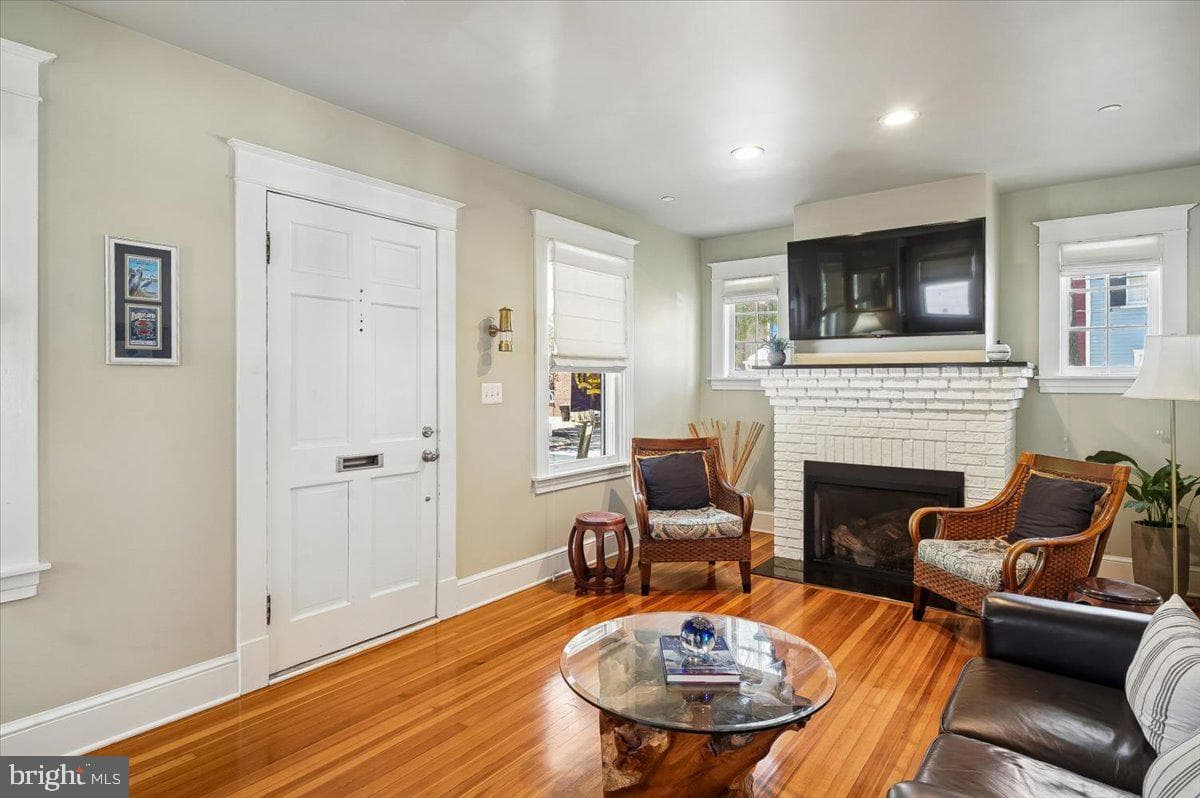 20 Shaw Street photo 9